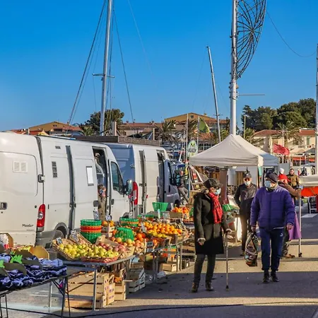 Of 36 M2 With Terrace Appartement Sanary-sur-Mer